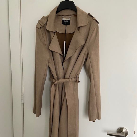 SOLD - Picture 4 of 5